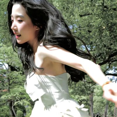 女孩梦三十